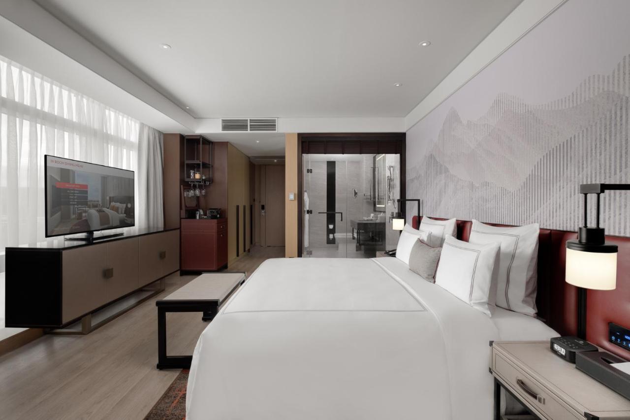 Swissotel Clark Philippines Clark Field Eksteriør billede